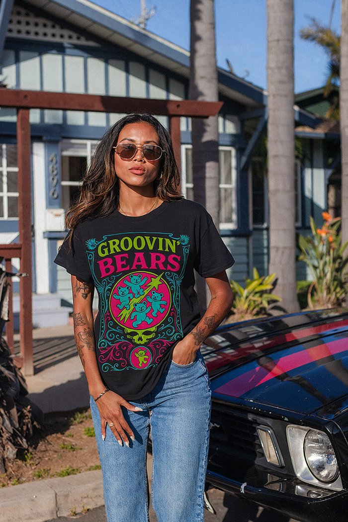 Groovin' Bears Beverly Tee