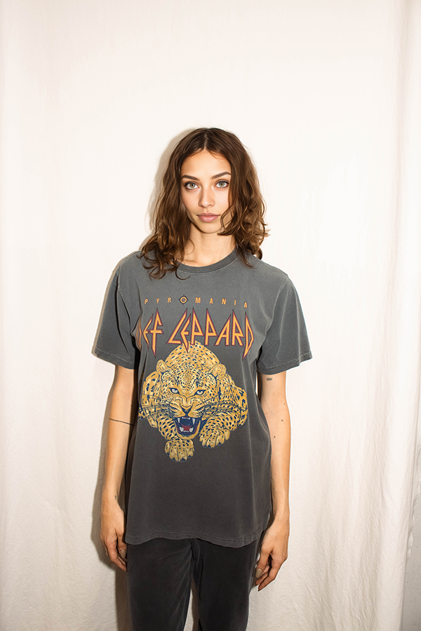 Def Leppard Pyro Boyfriend Tee