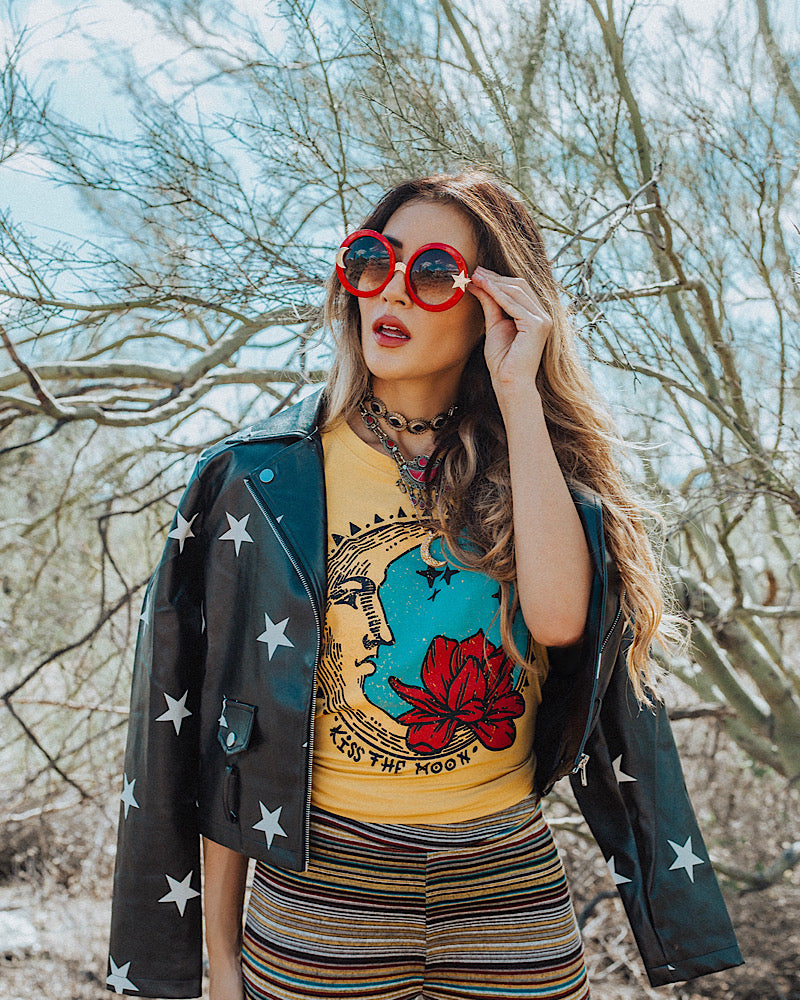 Kiss The Moon Forever Tee