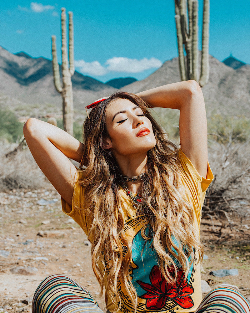 Kiss The Moon Beverly Tee
