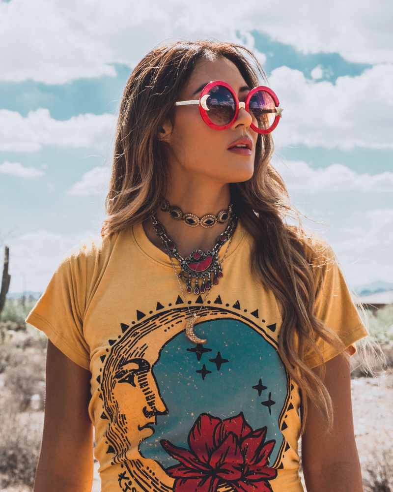 Kiss The Moon Forever Tee