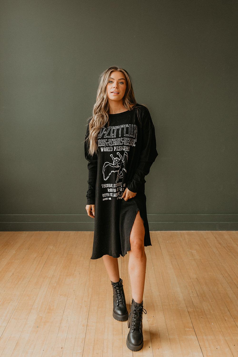 Led Zeppelin speakin dress
