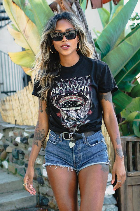 Lynyrd Skynyrd Guitar Vintage Tee - Life Clothing Co