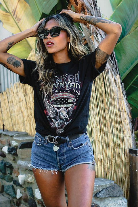 Lynyrd Skynyrd Guitar Vintage Tee - Life Clothing Co
